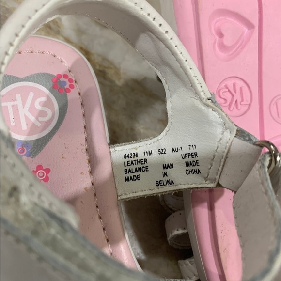 Girls Sandals size 11 - Picture 4 of 4